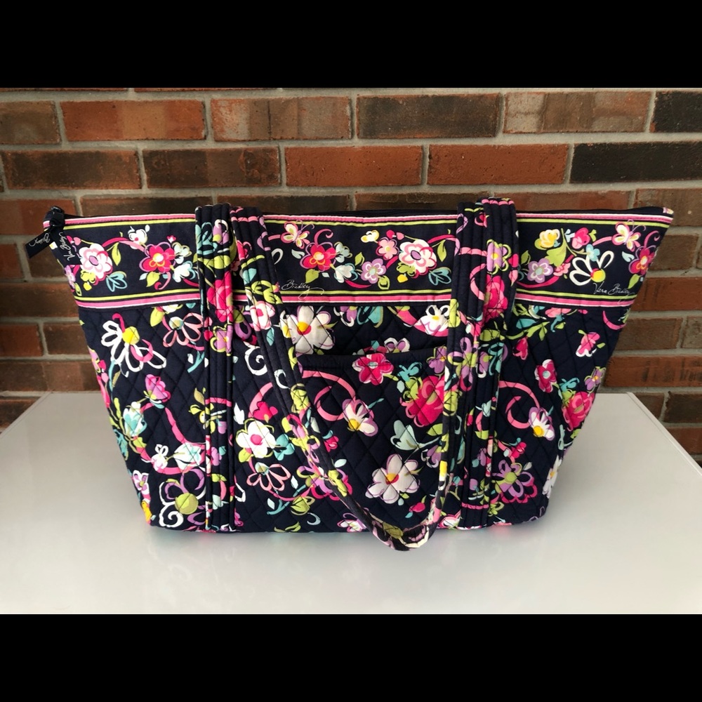 Vera Bradley Tote-Ribbons Pattern